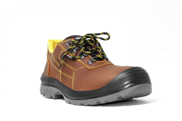 Снимка на Работни обувки Persei S3